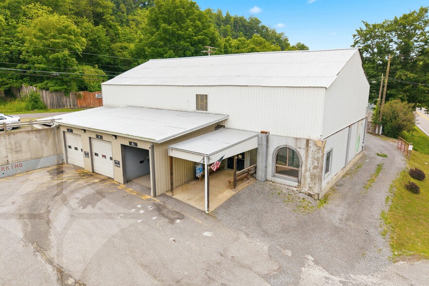 More Photos Of 622 Blue Horizon Dr, Morgantown Auto Repair For Sale