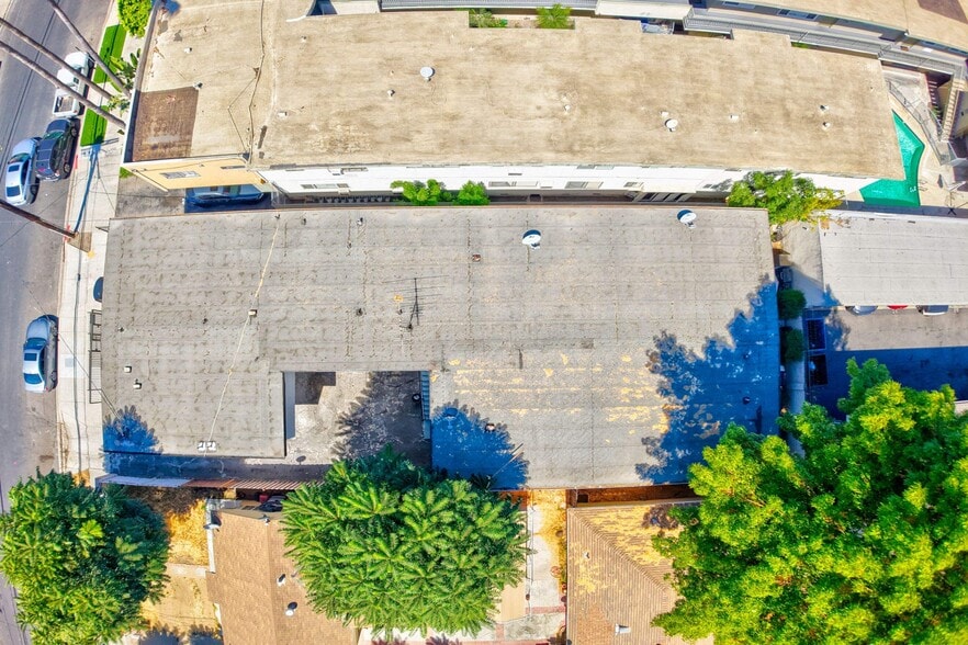 More Photos Of 6626 Darby Ave, Reseda Apartments For Sale