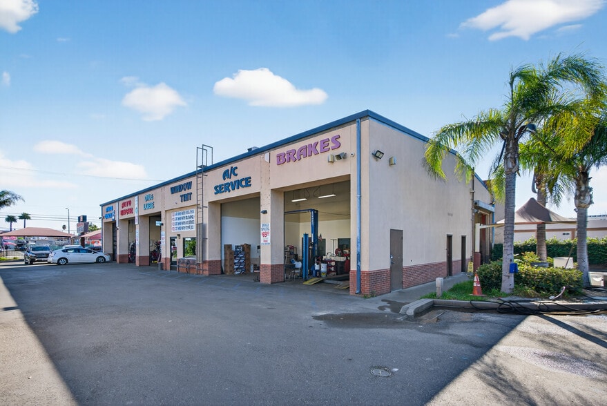 More Photos Of 8641 Sepulveda Blvd, North Hills Carwash For Sale