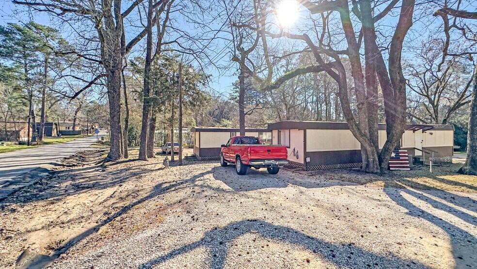 More Photos Of 753 Cline St, Huntsville Manufactured Housing Mobile Home Park For Sale