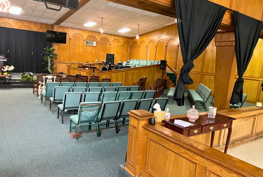 More Photos Of 5110 Crane St, Houston Flex For Sale