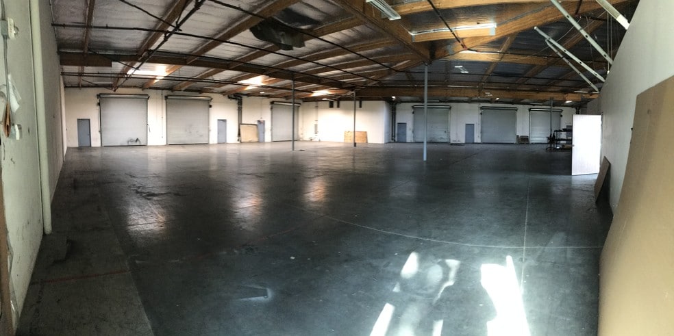 More Photos Of 6421 Central Ave, Riverside Warehouse For Lease