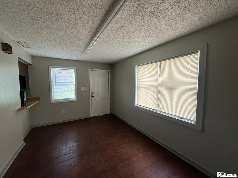 More Photos Of 595 W Summerlin St, Bartow Warehouse For Sale
