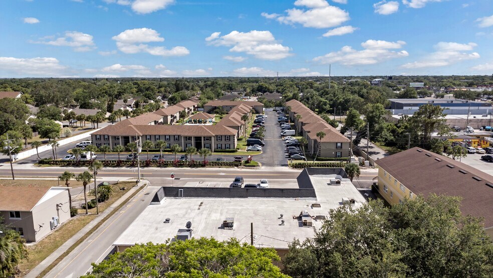 More Photos Of 5801-5841 Dahlia Dr, Orlando Office For Sale