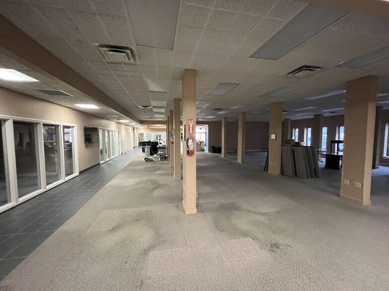 More Photos Of 207 Dunson St, Andalusia Light Distribution For Sale