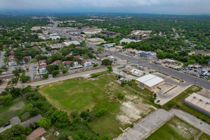 More Photos Of 1920 Bandera Rd, San Antonio Land For Sale