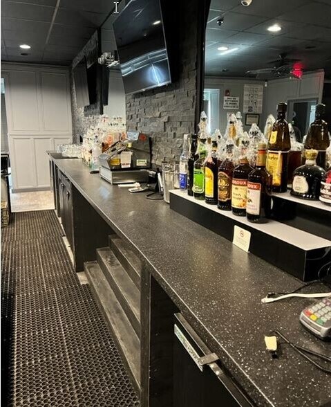 More Photos Of 801 Conklin St, Farmingdale General Retail For Lease