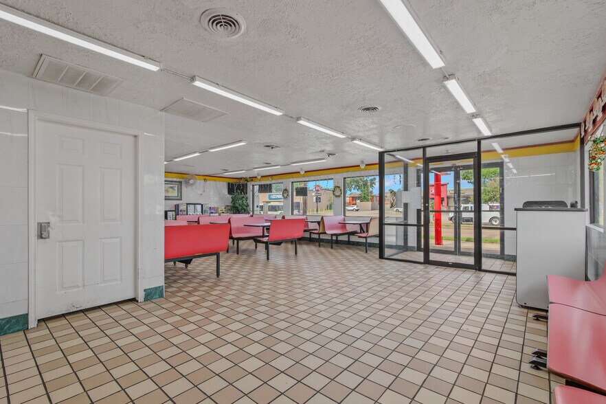 More Photos Of 5426 Antoine Dr, Houston Fast Food For Sale