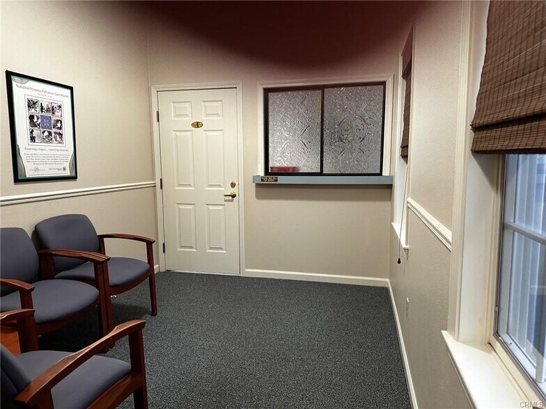 More Photos Of 55 Declaration Dr, Chico Office For Sale