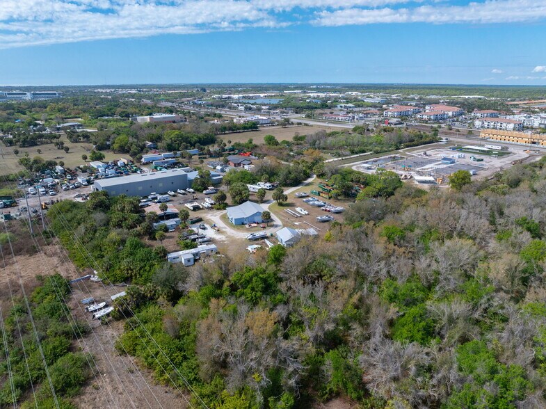 More Photos Of 3530 Laurel Rd E, North Venice Specialty For Sale