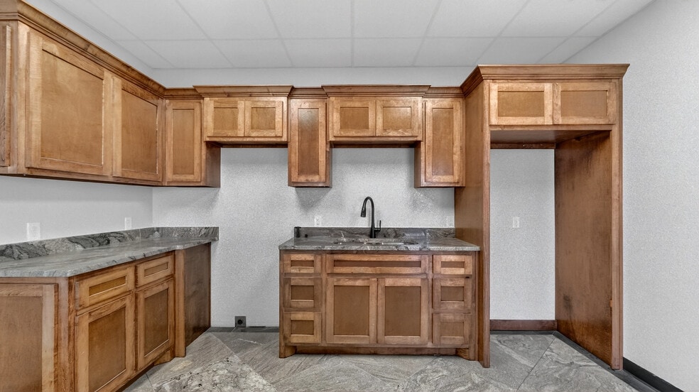 More Photos Of 16511 W Basin St, Odessa Industrial For Lease