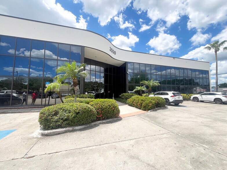 More Photos Of 3550 W Waters Ave, Tampa Office For Lease