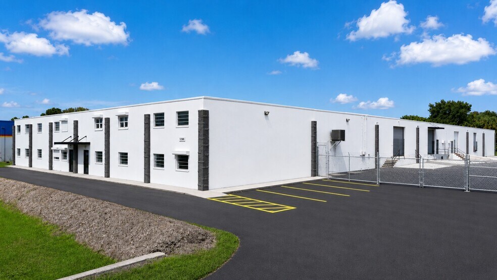 Primary Photo Of 12388 Starkey Rd, Largo Warehouse For Lease