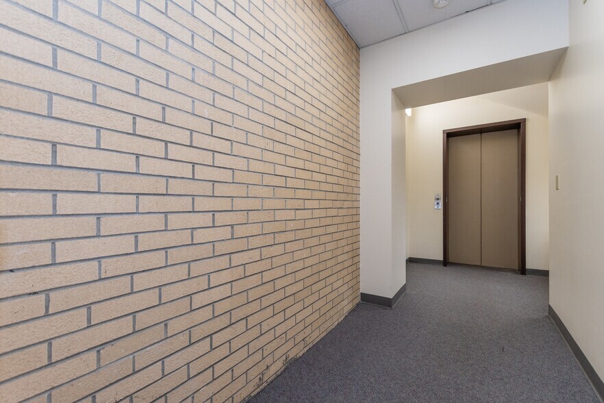 More Photos Of , Waltham Unknown For Sale