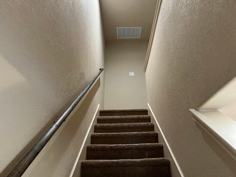 More Photos Of 13903 Annas Way, San Antonio Apartments For Sale