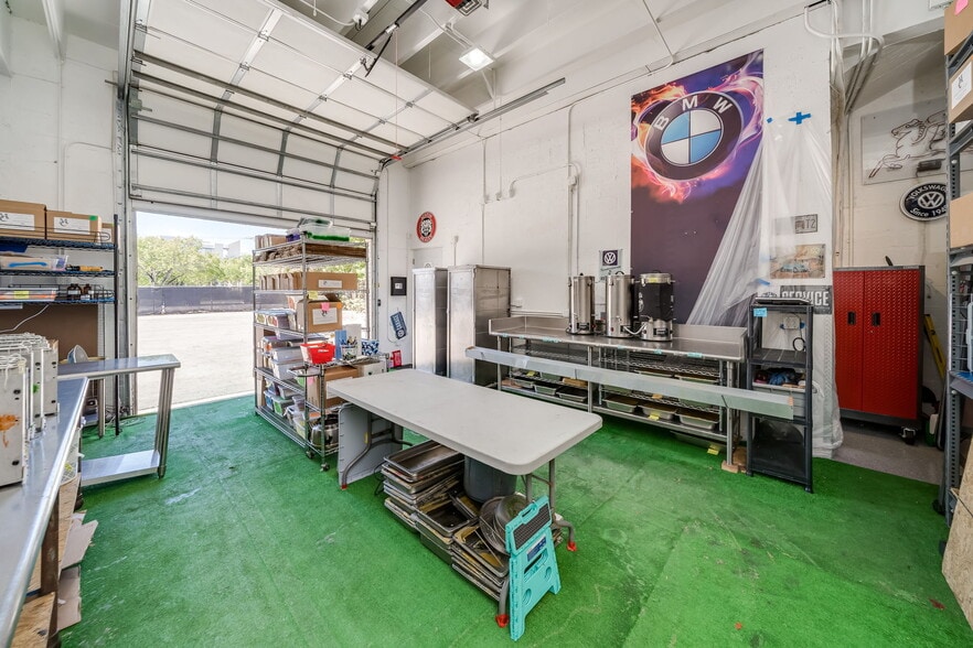 More Photos Of 234 NE 4th Ave, Delray Beach Warehouse For Sale