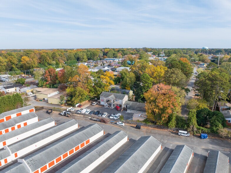 More Photos Of 3801 Miriam Dr, Charlotte Office For Sale