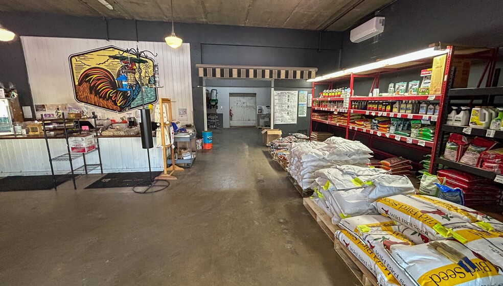 More Photos Of 407 2nd Ave NW, Rochester Light Distribution For Lease