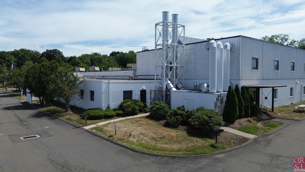 More Photos Of 35 NE Industrial Rd, Branford Research And Development For Lease