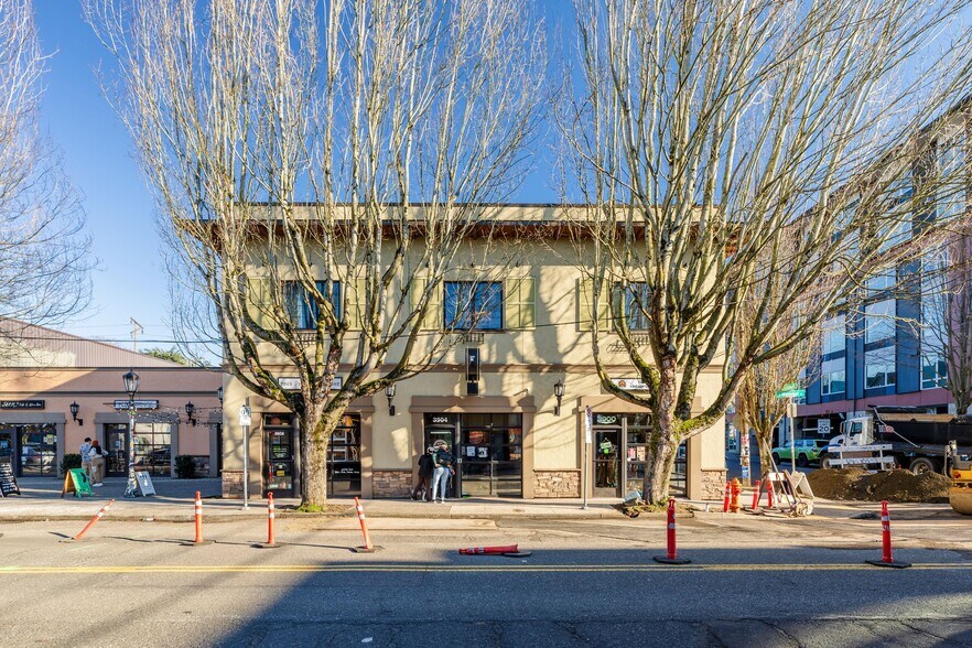 More Photos Of 3900 N Mississippi Ave, Portland Storefront Retail Office For Sale