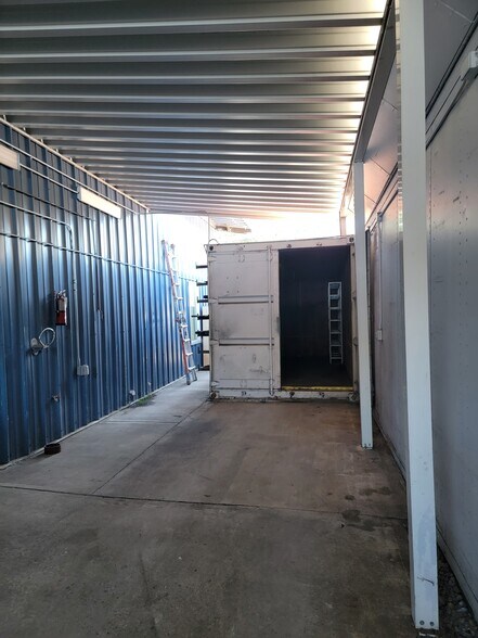 More Photos Of 16371 E State Route 3, Allyn Distribution For Lease