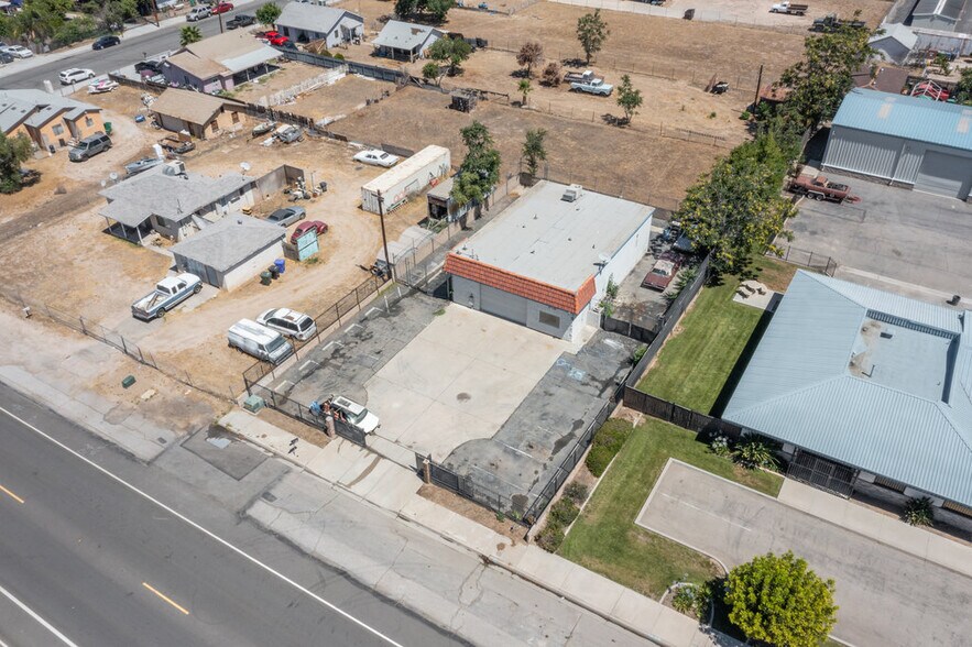 More Photos Of 2436 5th St, Highland Warehouse For Sale