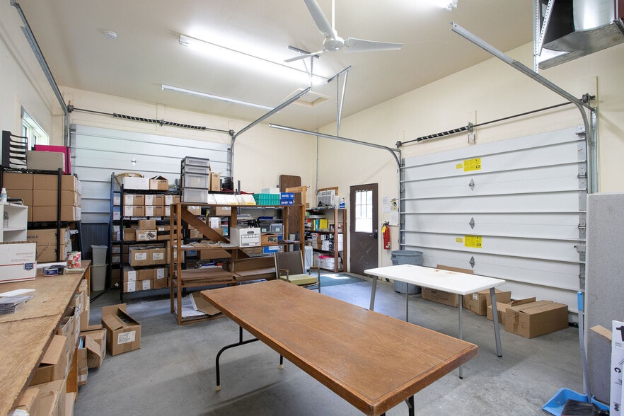 More Photos Of 2049 S Undermountain Rd, Sheffield Schools For Sale