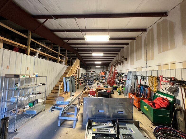 More Photos Of 321 Marble Mill Rd NW, Marietta Coworking Space