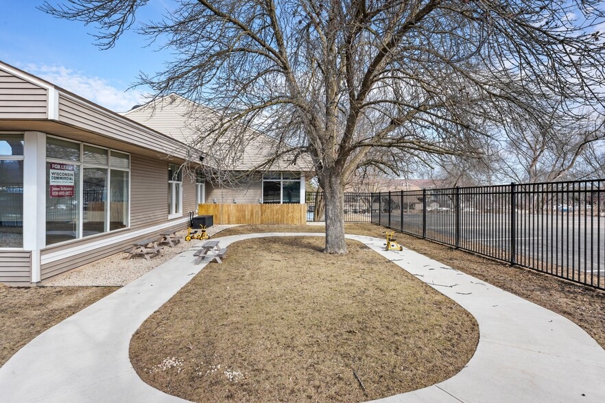 More Photos Of 7610 Mineral Point Rd, Madison Daycare Center For Lease