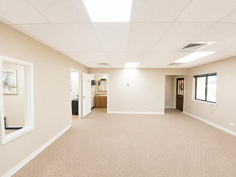 More Photos Of 8751 E Hampden Ave, Denver Office For Sale