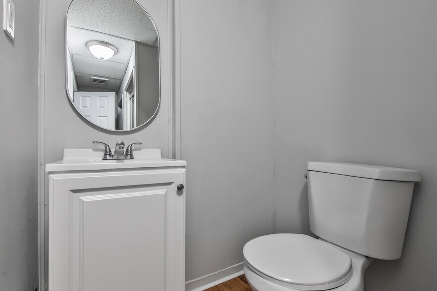 More Photos Of 403 Washington Ave, Sellersville Apartments For Sale