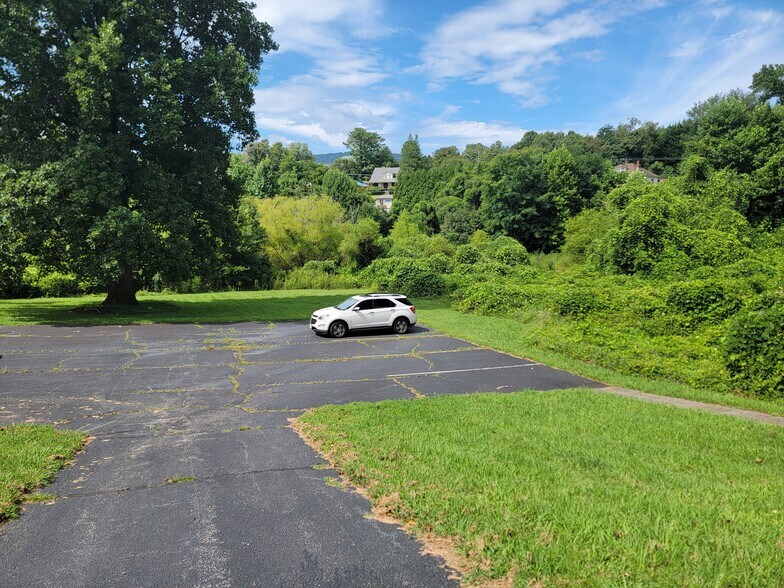 More Photos Of 115 W Blue Ridge St, Stuart Office For Sale