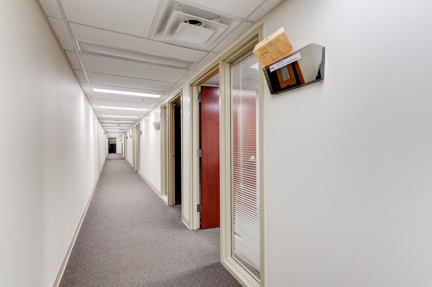 More Photos Of 2265 Old Highway 95, Lenoir City Office For Sale