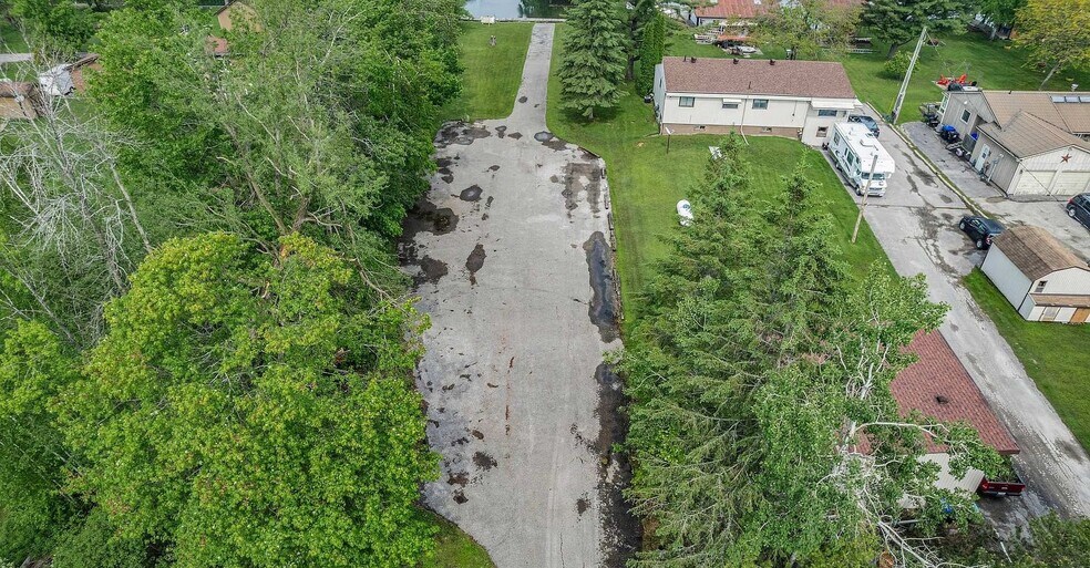 More Photos Of 1000 Strawberry Island, Rama Land For Sale