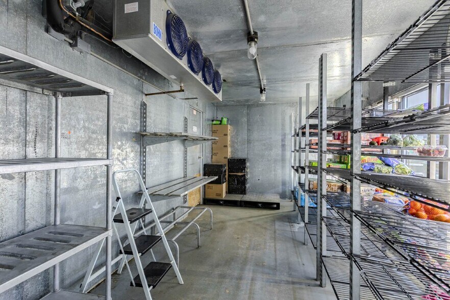 More Photos Of 234 Cedar St, Tigerton Supermarket For Sale