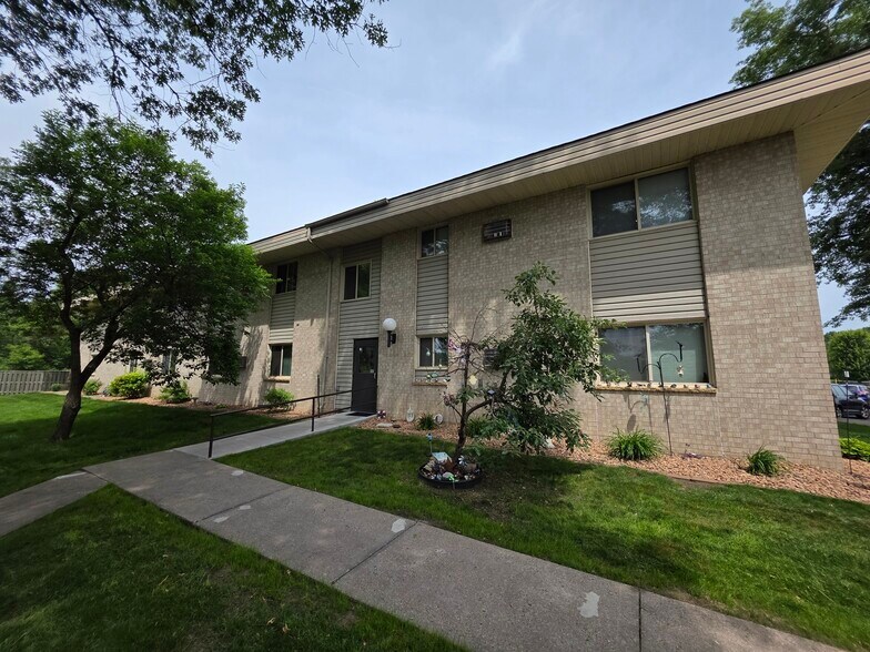 More Photos Of 3040 Bridge St NW, Saint Francis Apartments For Sale