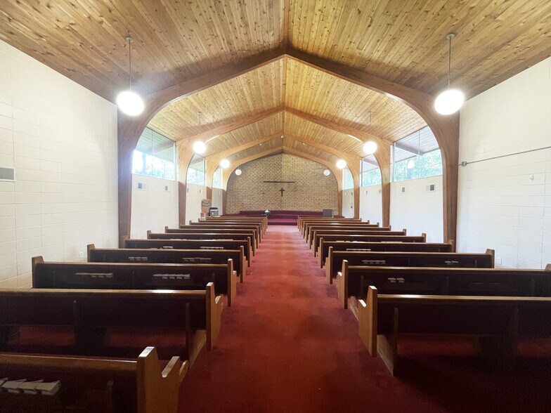 More Photos Of 1901 Leonid Rd, Jacksonville Schools For Sale