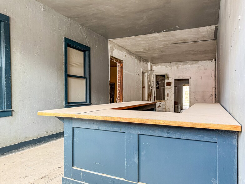 More Photos Of 614 Kihekah Ave, Pawhuska Flex For Sale