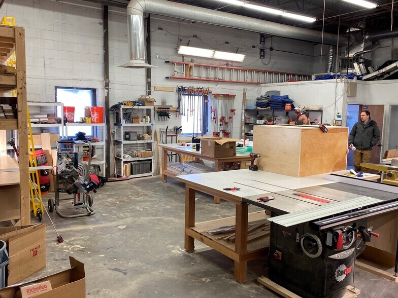 More Photos Of 181 N Montello St, Brockton Service For Sale