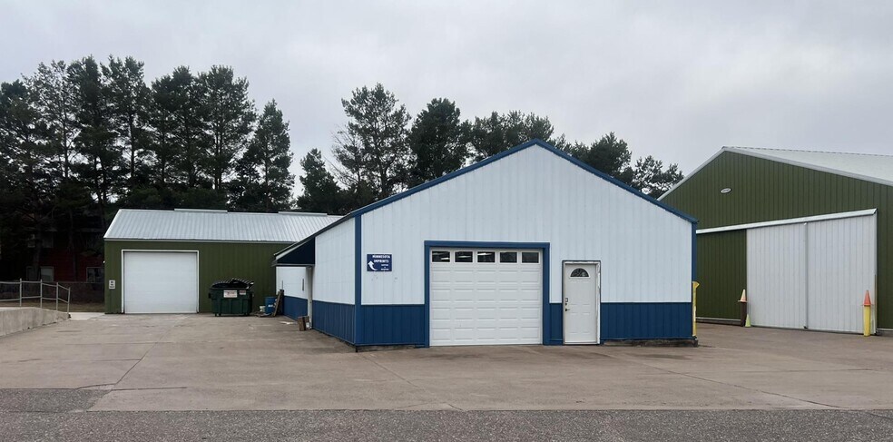 More Photos Of 13460 NE Highway 65, Ham Lake Manufacturing For Lease