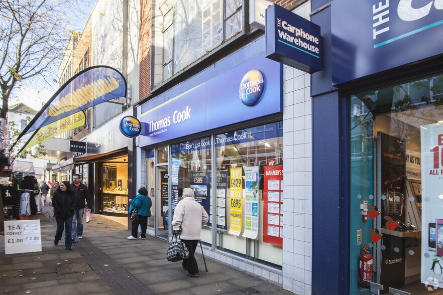 More Photos Of 258 Oxford St, Swansea Storefront For Lease