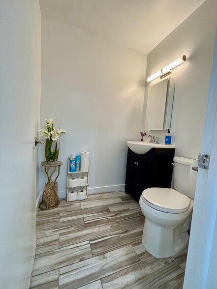 More Photos Of 12392A SW 82nd Ave, Miami Office For Lease