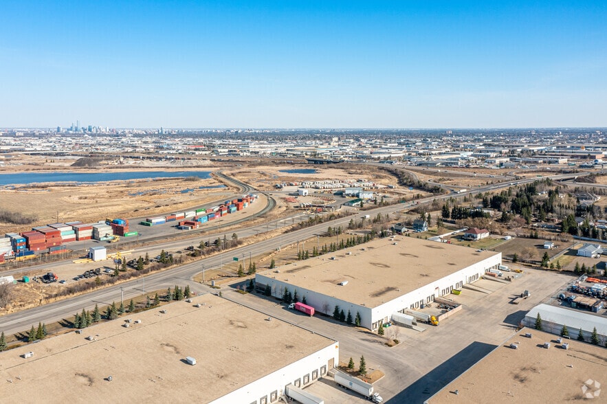 More Photos Of 12304-12340 184 St NW, Edmonton Warehouse For Lease