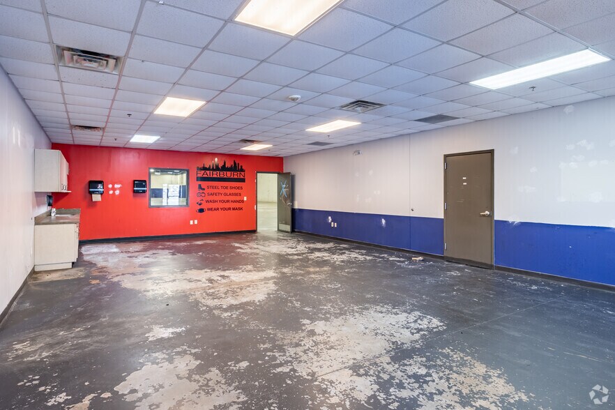 More Photos Of 4700 Stalwart Dr, Fairburn Warehouse For Lease