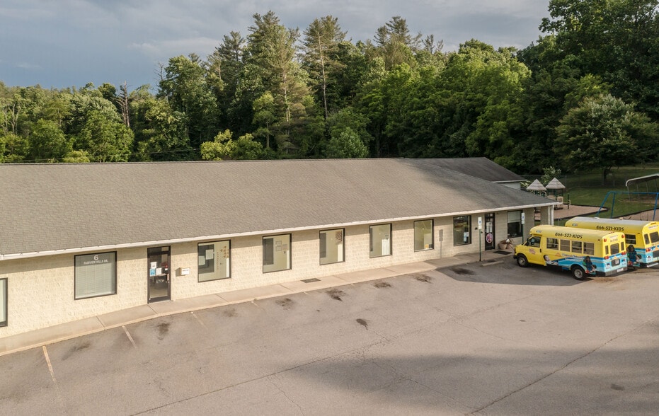 More Photos Of 2-6 Fairview Hills Dr, Fairview Daycare Center For Lease