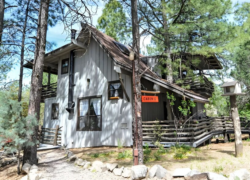 More Photos Of 88 Main St, Pinos Altos Hotel For Sale