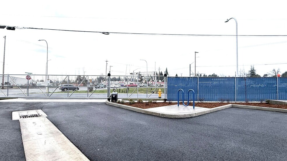 More Photos Of 5010 SE Witch Hazel Rd, Hillsboro Industrial For Lease