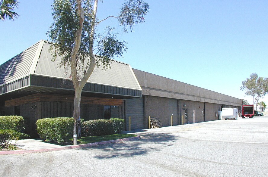 More Photos Of 5000 E Calle San Raphael, Palm Springs Light Distribution For Lease