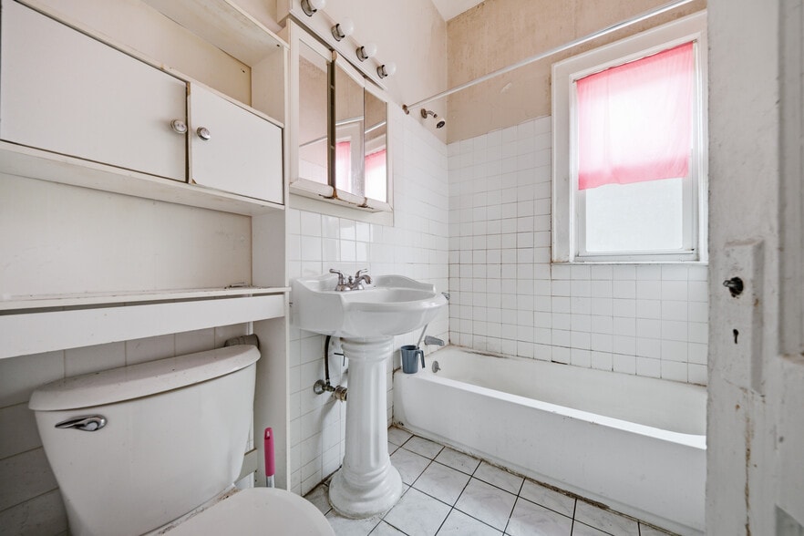 More Photos Of 4612 Murdock Ave, Bronx Apartments For Sale