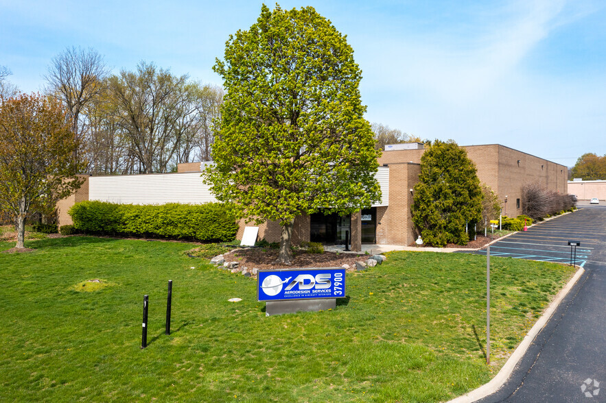 Primary Photo Of 37900 Interchange Drive, Farmington Hills Warehouse For Lease